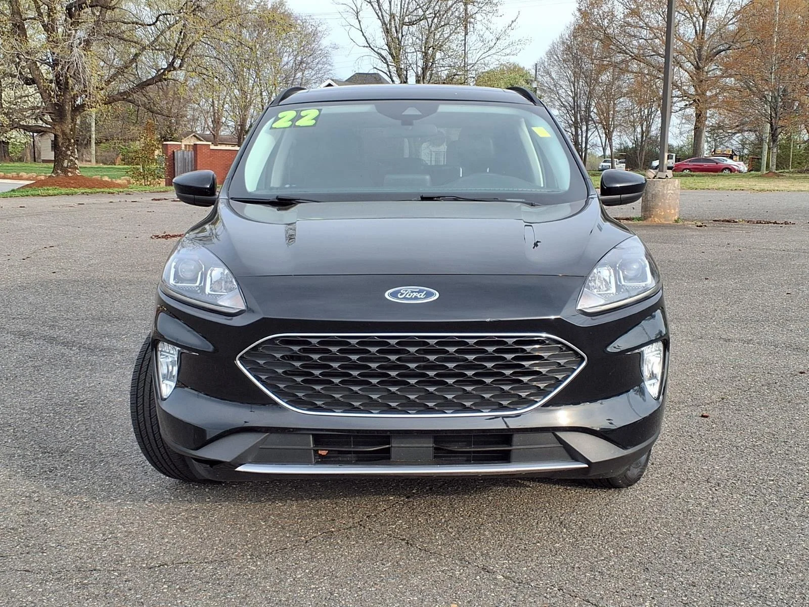 Used 2022 Agate Black Metallic Ford SEL Plug-In Hybrid image 8