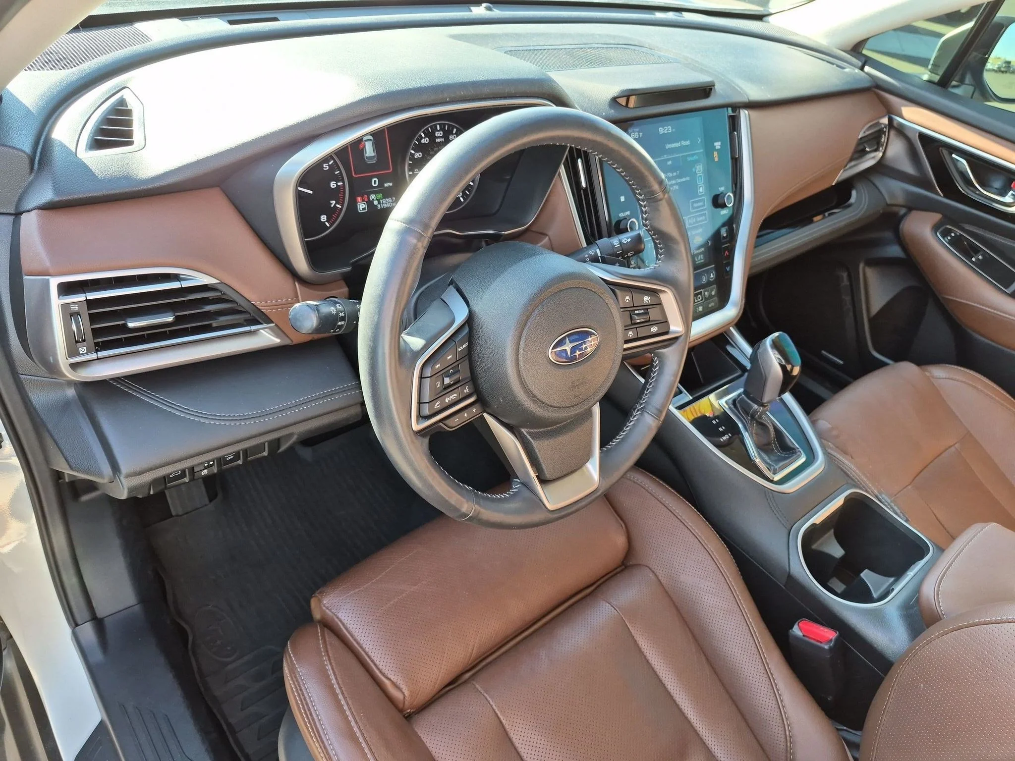 Used 2024 Crystal White Pearl Subaru Touring image 10