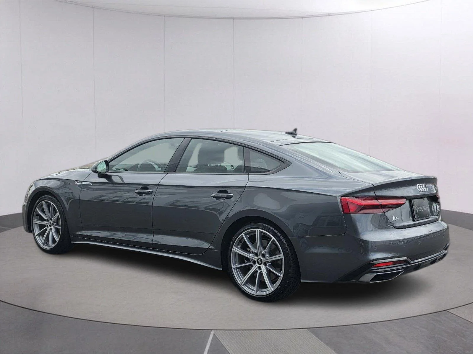 Used 2025  Audi S line Premium image 7