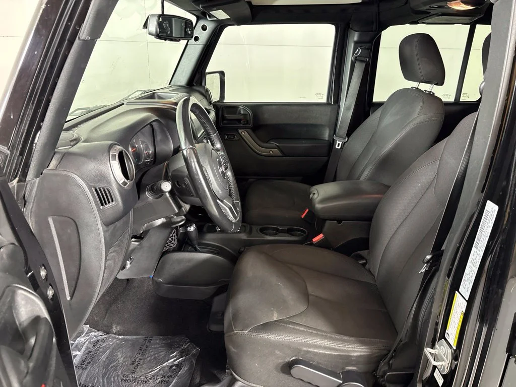 Used 2018 Black Jeep Unlimited Sport image 22
