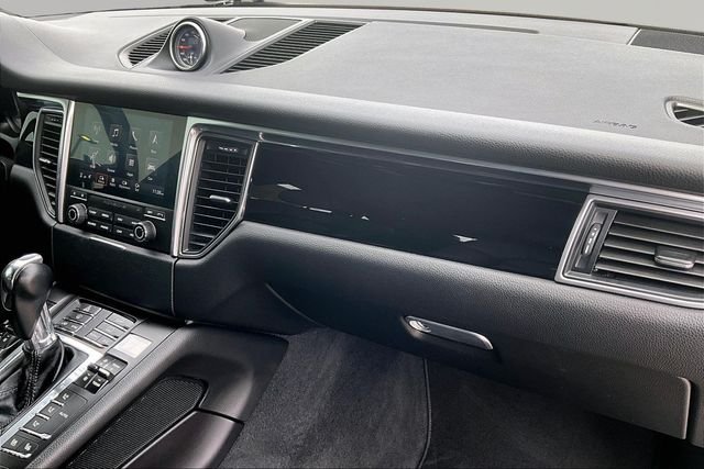 Used 2018 Black Porsche Base image 16