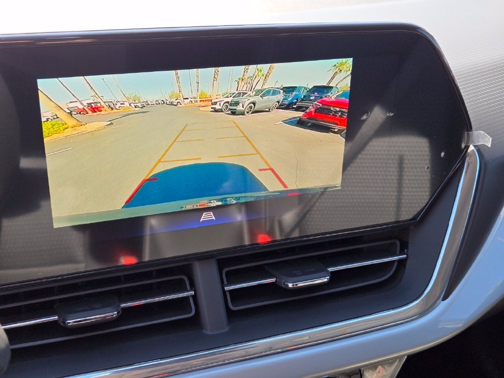 2026 Chevrolet Trax LT - Photo 11