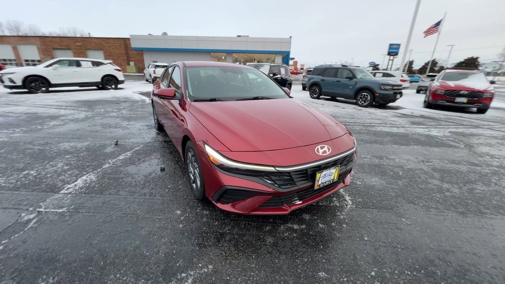 Used 2024 Hyundai Elantra SEL with VIN KMHLM4DG3RU688478 for sale in Morris, IL