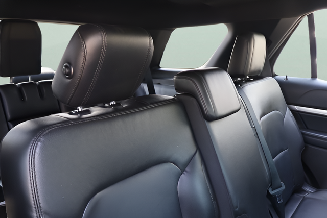 Used 2018 Blue Metallic Ford XLT image 15