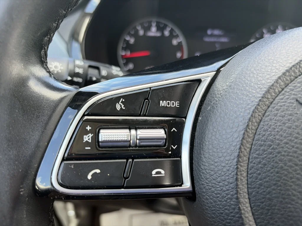 Used 2022 Blue Kia S image 23