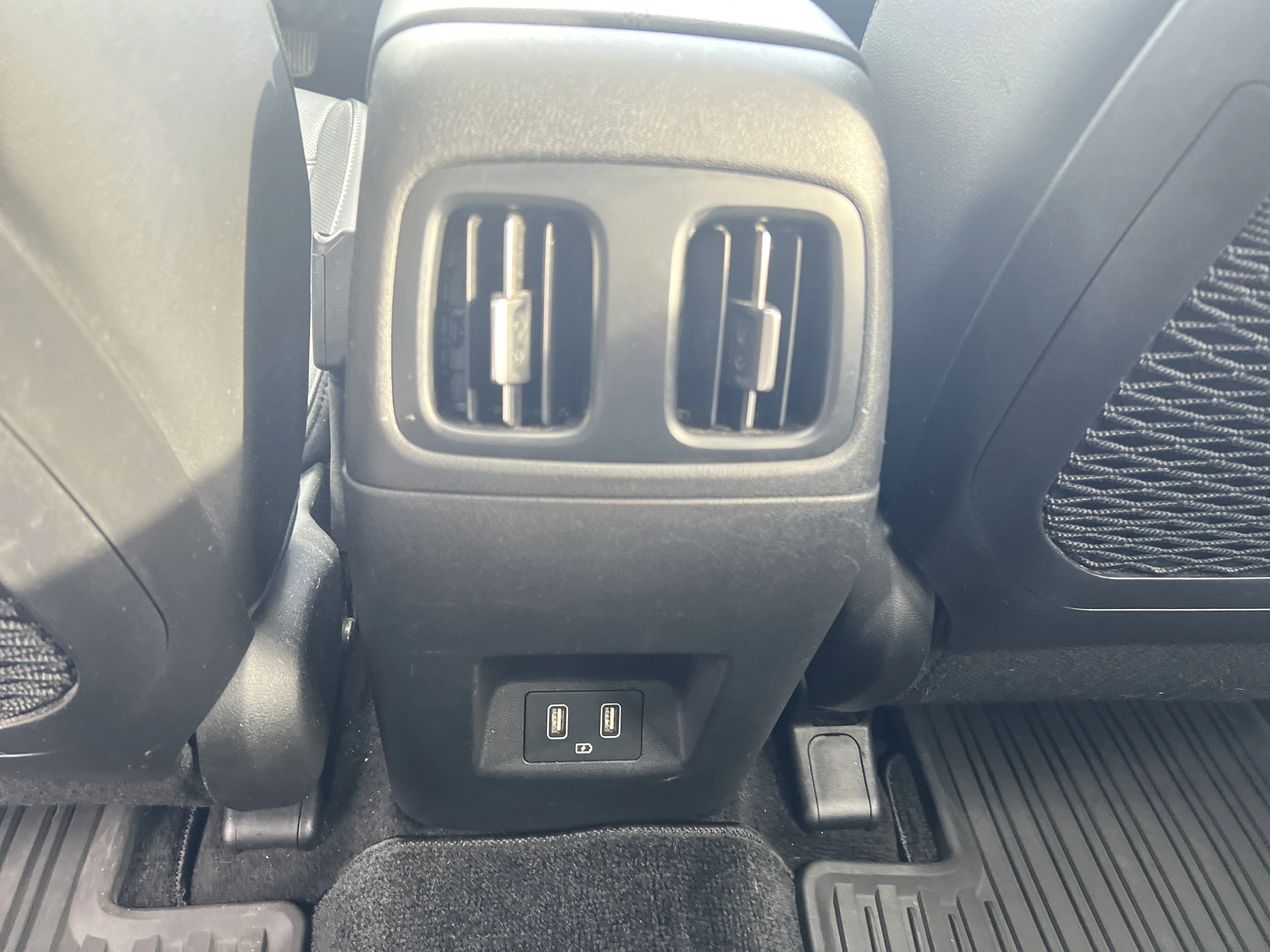2022 Hyundai Santa Cruz Limited - Photo 26