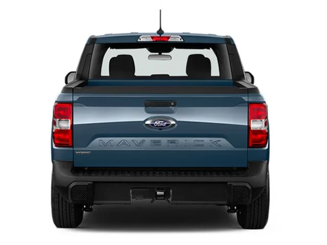 Used 2024 Iconic Silver Metallic Ford XLT image 6