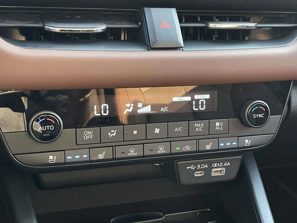2026 Subaru Outback Touring - Photo 19