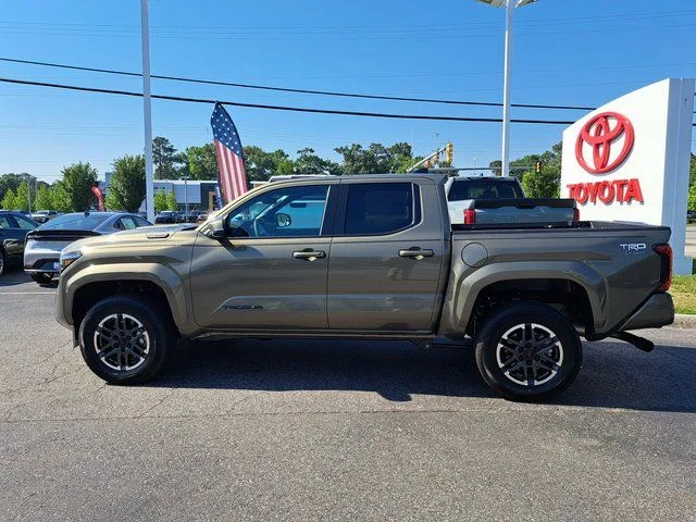 2026 Toyota Tacoma TRD Sport - Photo 9