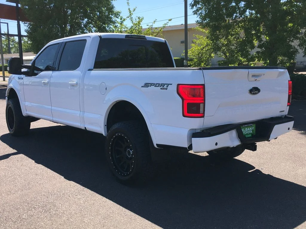 Used 2018 White Ford Lariat image 4