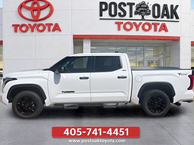 Used 2023 White Toyota SR5 image 5