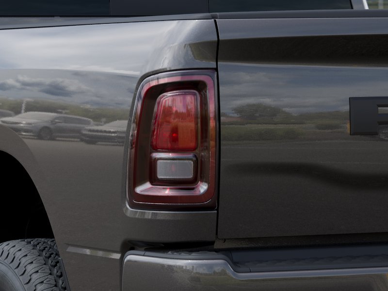 New 2026 Granite Crystal Metallic Clear-Coat Exterior Paint RAM  image 39