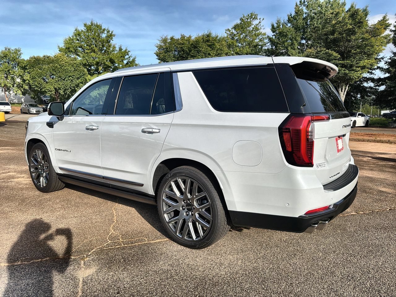 2026 GMC Yukon Denali Ultimate - Photo 6