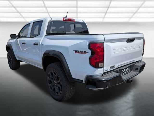 New 2026 Summit White Chevrolet Trail Boss image 2