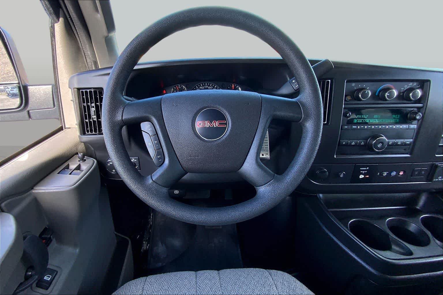 Pre-Owned 2025 GMC Savana Passenger LT