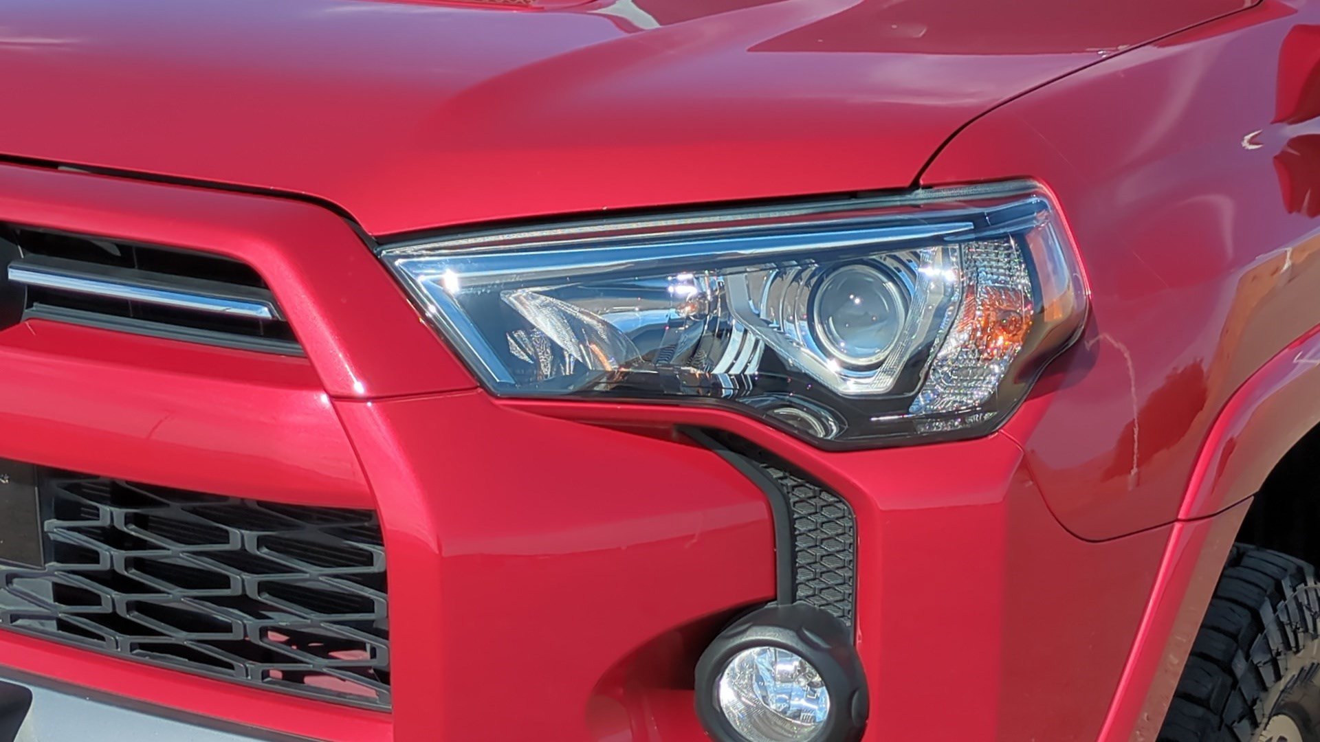 Certified Used 2020 Barcelona Red Metallic Toyota SR5 image 10