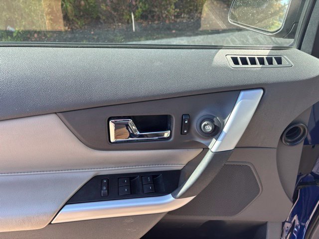 Used 2014 Blue Ford SEL image 15