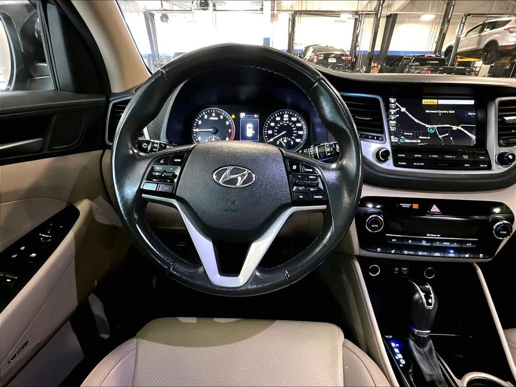 Used 2017 Beige Hyundai Limited image 18