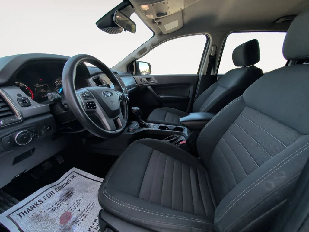 Used 2020 Silver Ford XLT image 10