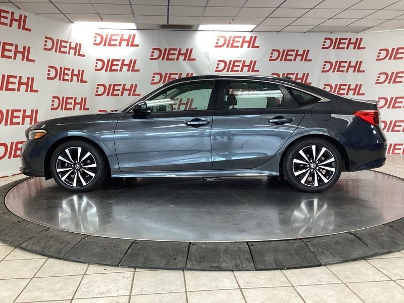 Used 2024  Honda EX image 4