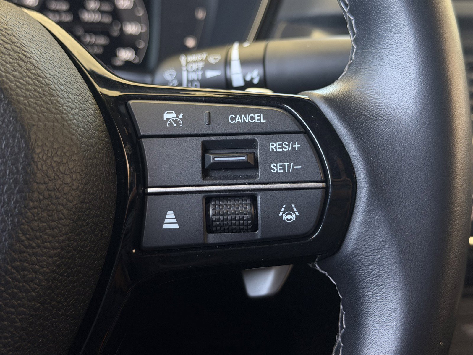Used 2025 Lunar Silver Metallic Acura w/A-Spec Package image 16