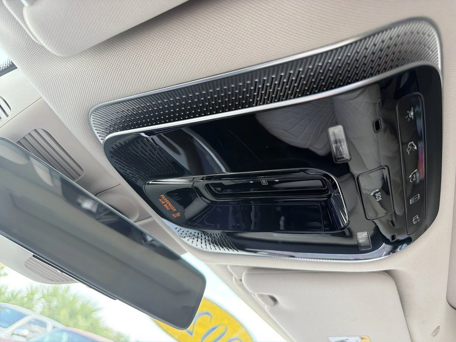 Used 2022  Mercedes-Benz S 580 image 33