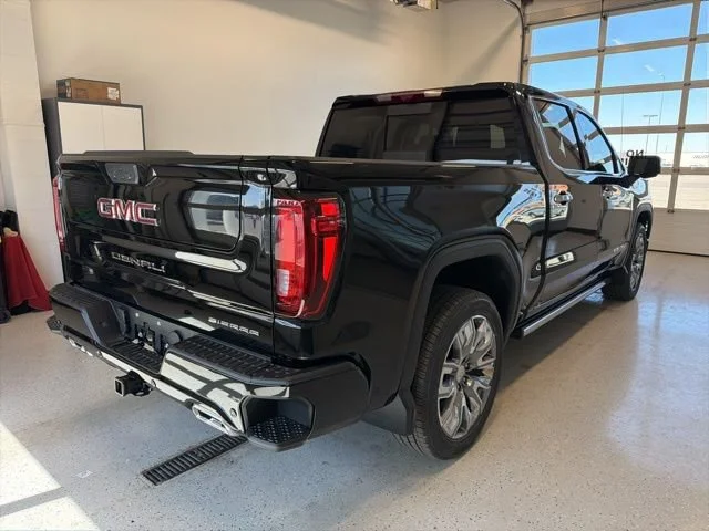 2026 GMC Sierra 1500 Denali - Photo 18