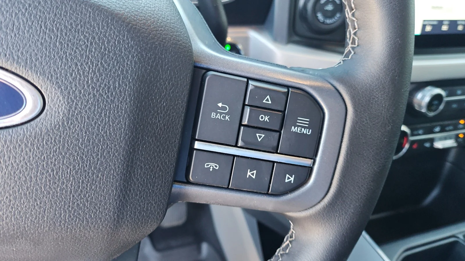 Used 2023 Silver Ford XLT image 20