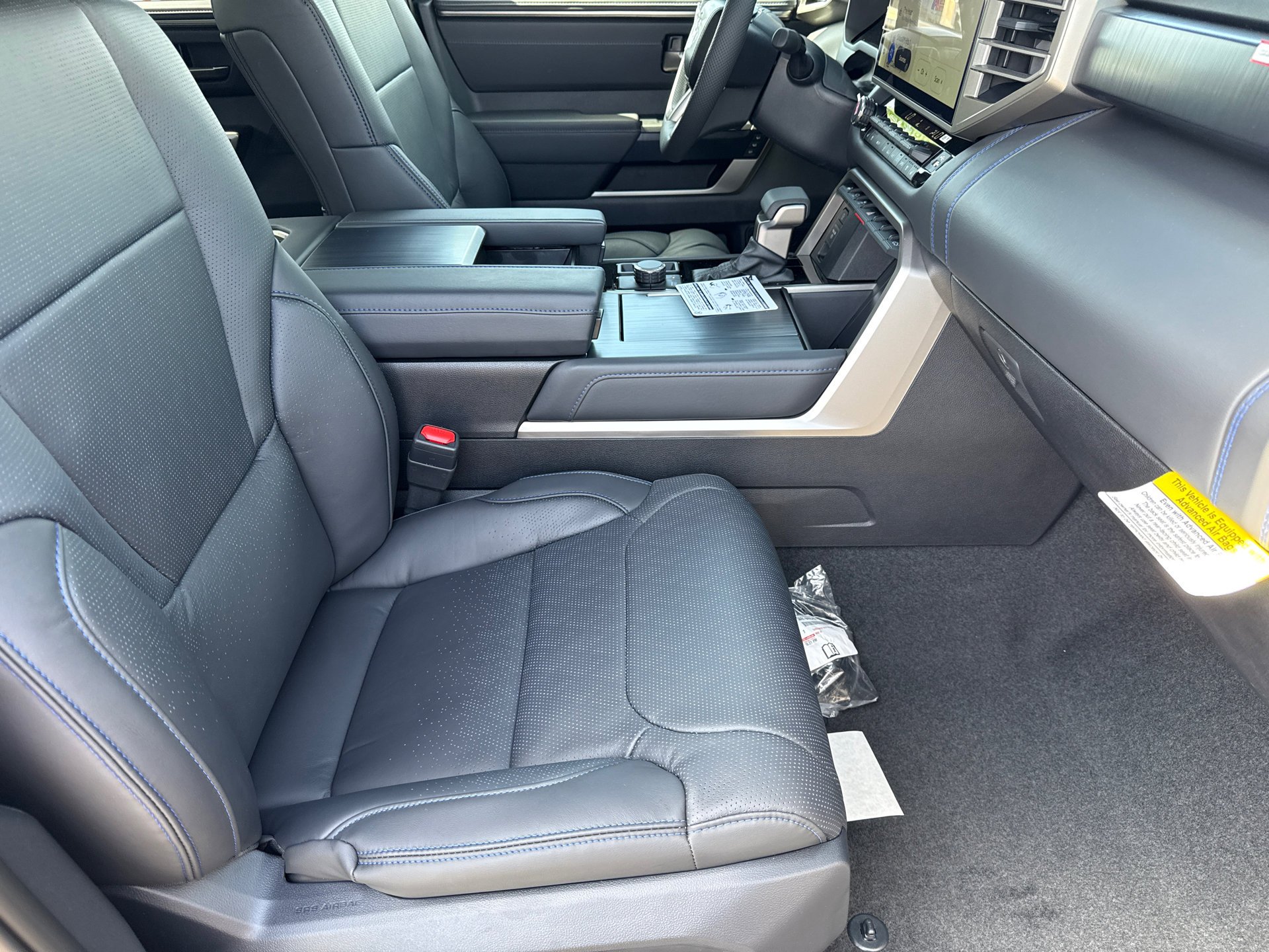 New 2026 Midnight Black Metallic Toyota  Platinum image 12