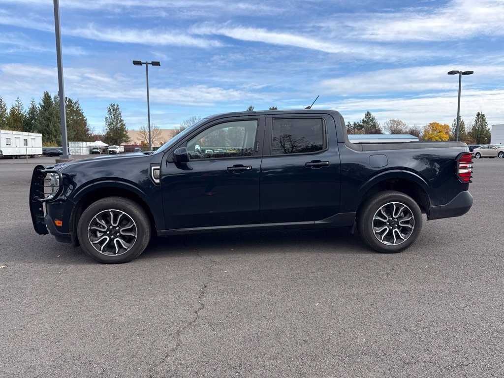 Used 2022 Alto Blue Tinted Clearcoat Metallic Ford Lariat image 4