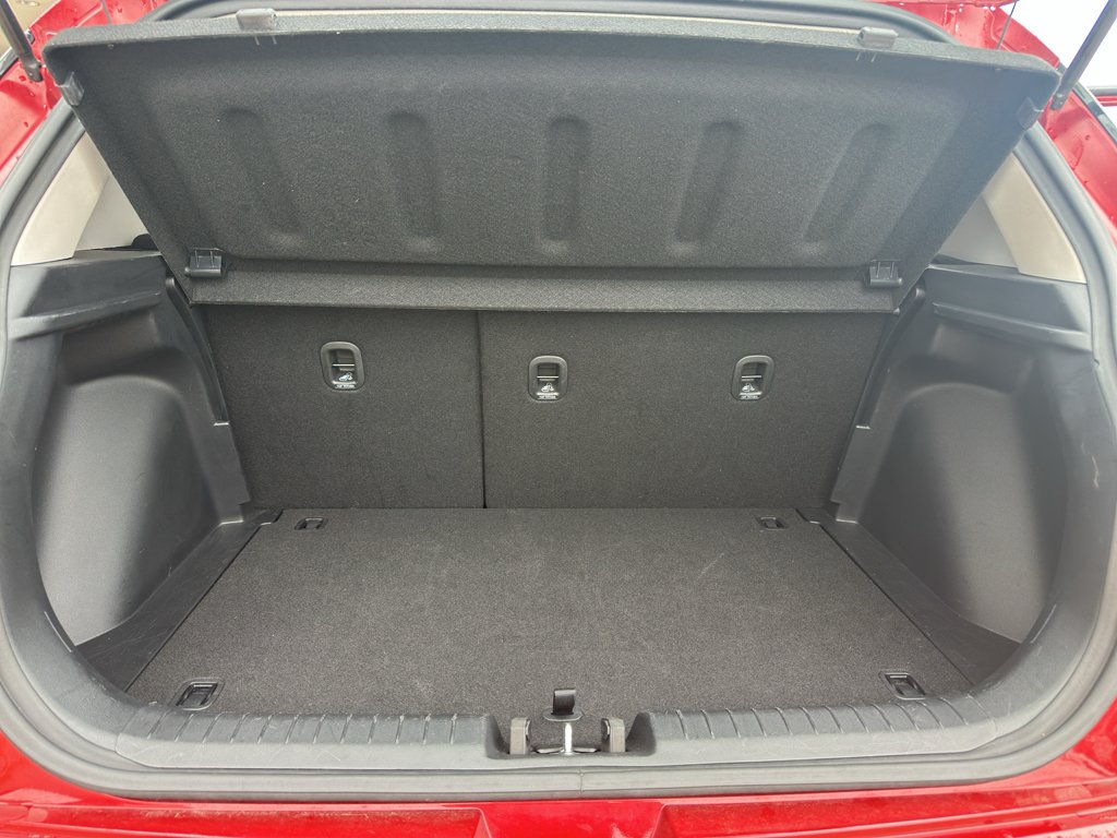 Used 2025 Ultimate Red Hyundai SEL image 32