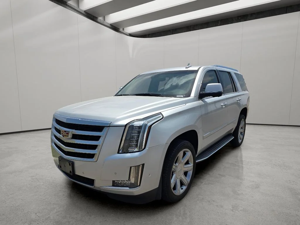 Used 2019 Radiant Silver Metallic Cadillac Luxury image 1