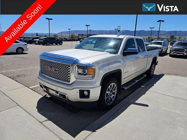2015 GMC Sierra 4WD Crew Cab Short Box's photo
