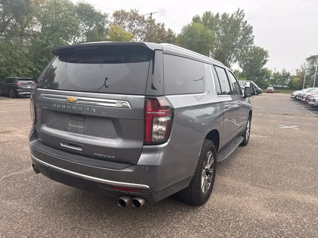 Used 2021 Chevrolet Suburban Premier with VIN 1GNSKFKD9MR338835 for sale in White Bear Lake, Minnesota