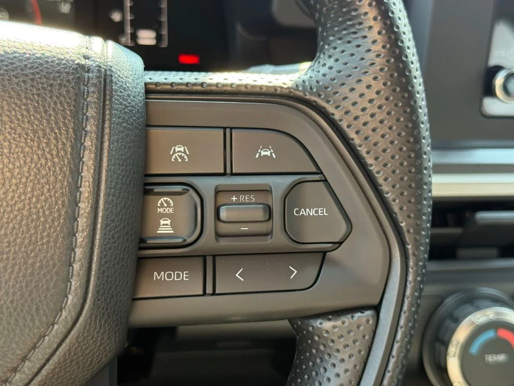 2025 Toyota Tacoma SR5 - Photo 29