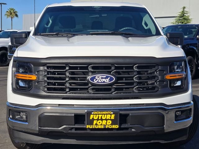 Used 2025 White Ford XL image 2