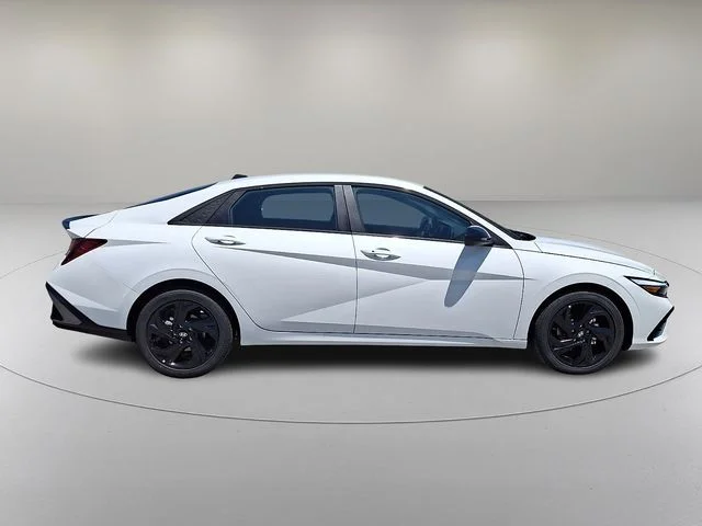 New 2026 White Hyundai SEL Sport image 8