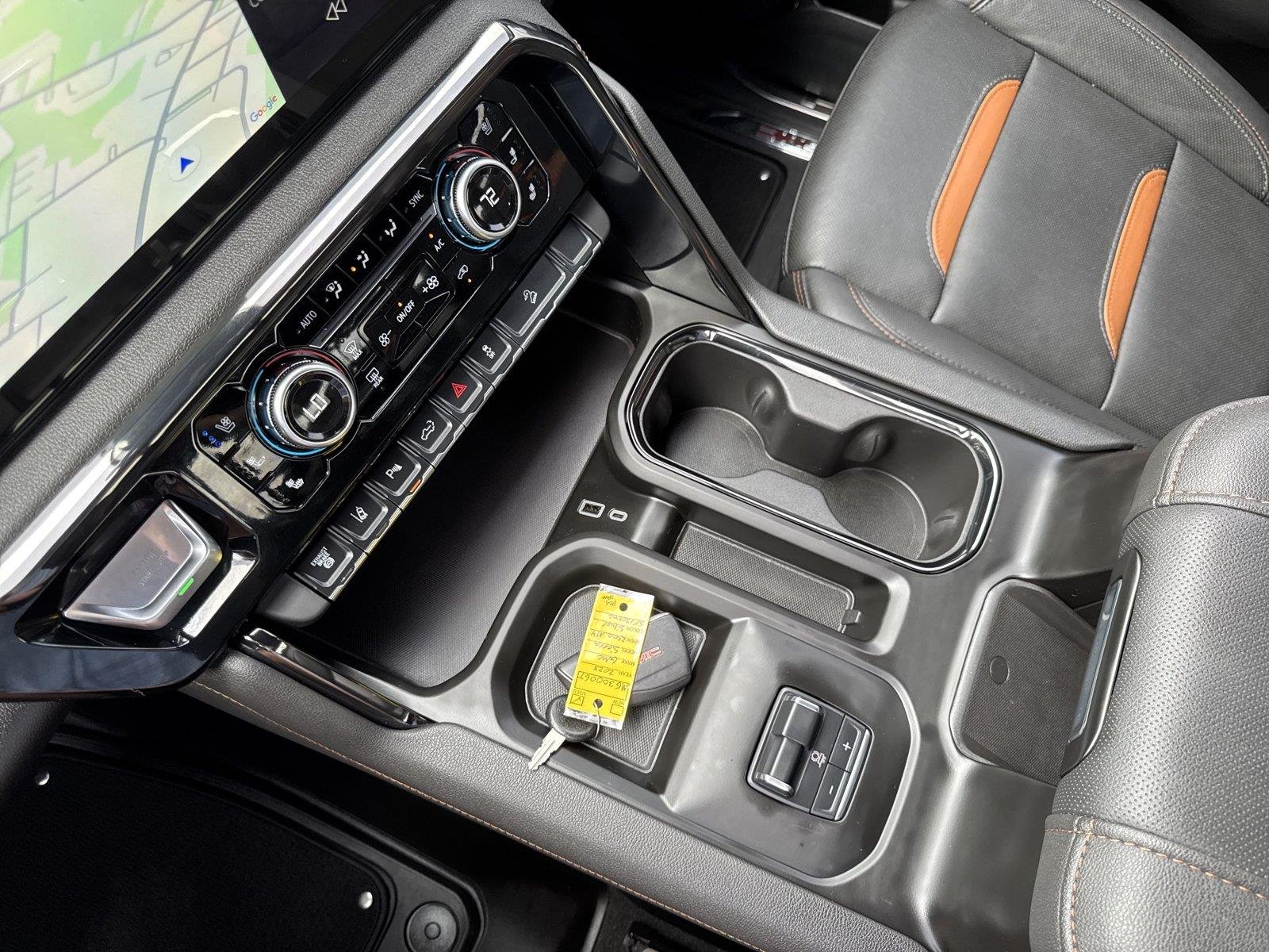 Used 2025 Sterling Metallic GMC AT4 image 28