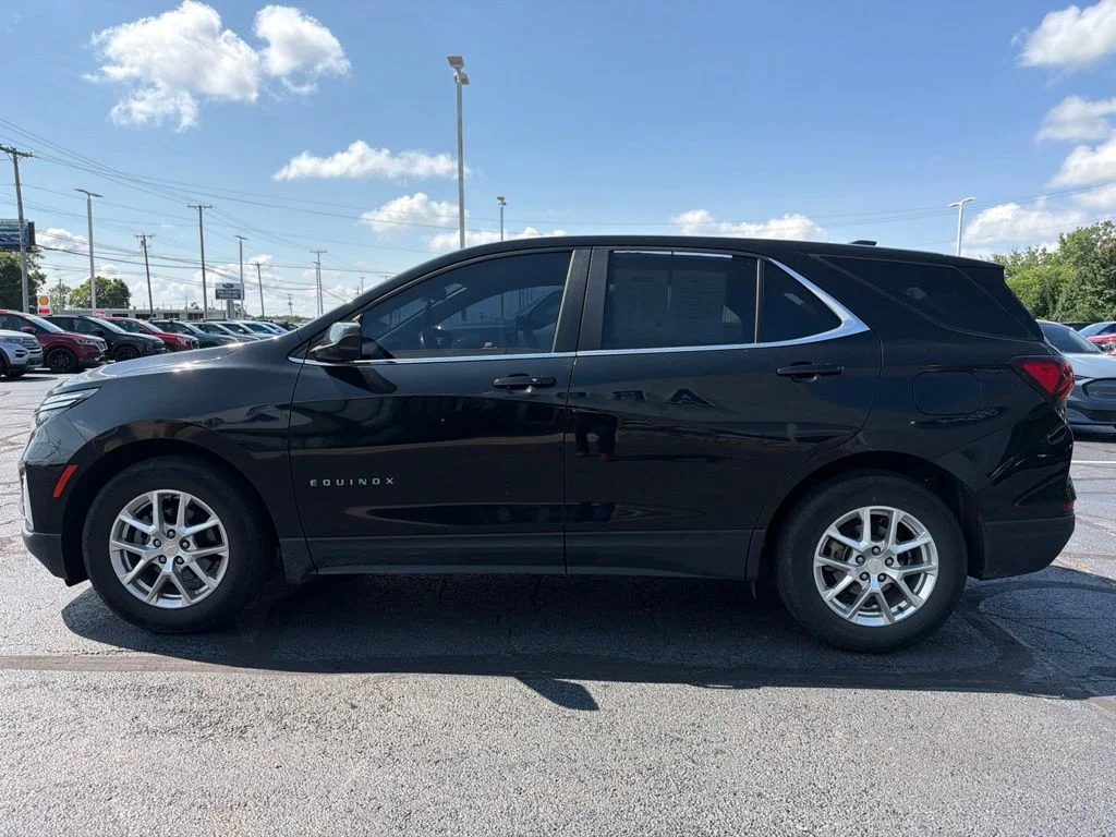 Used 2022 Black Chevrolet LT image 4