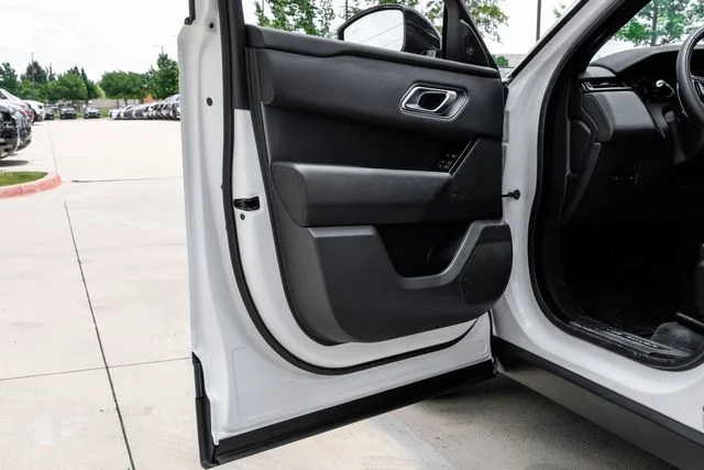 New 2026  Land Rover S image 50