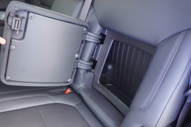 Used 2021  GMC SLT image 22