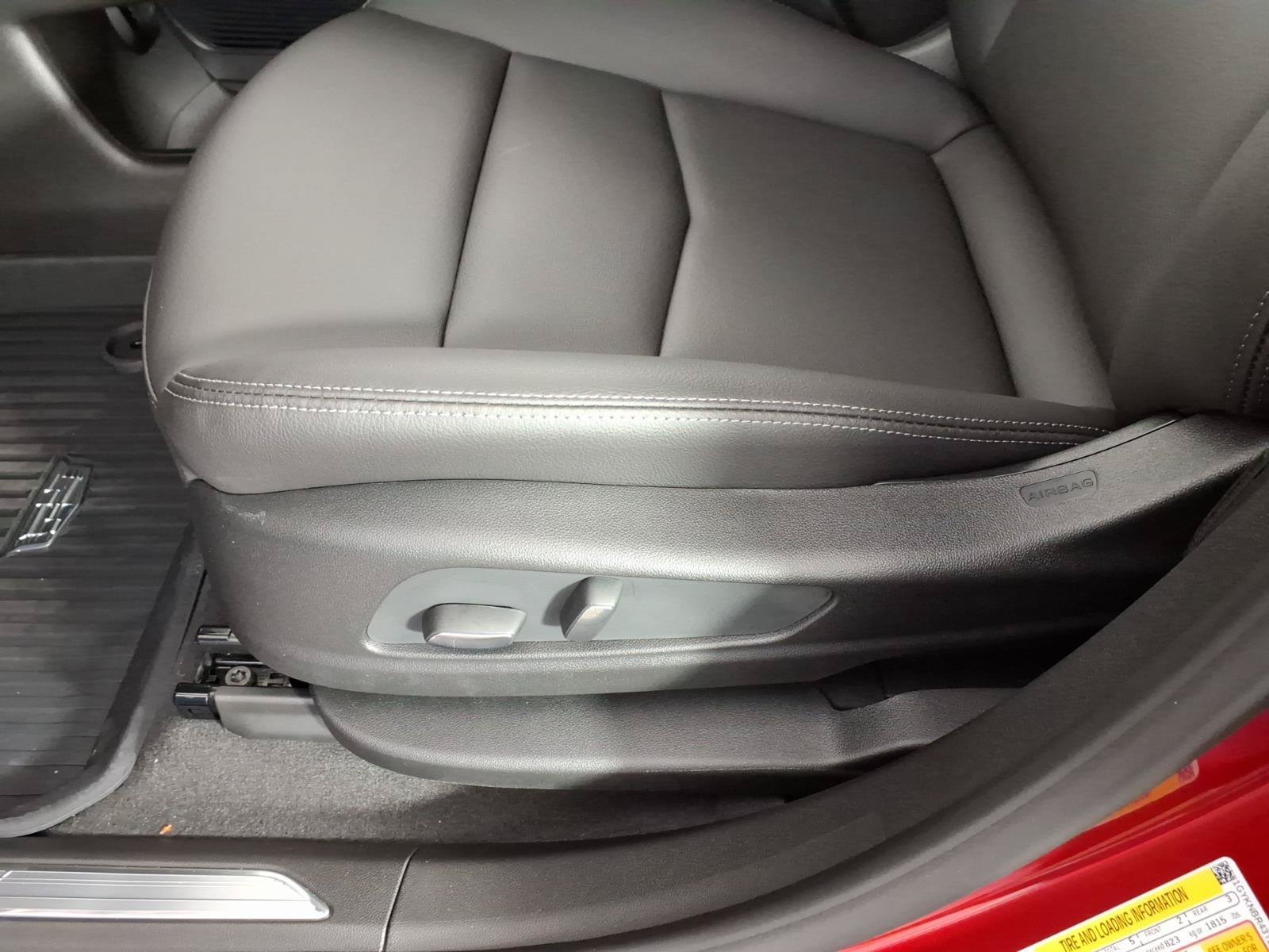 2026 Cadillac XT5 Luxury - Photo 12