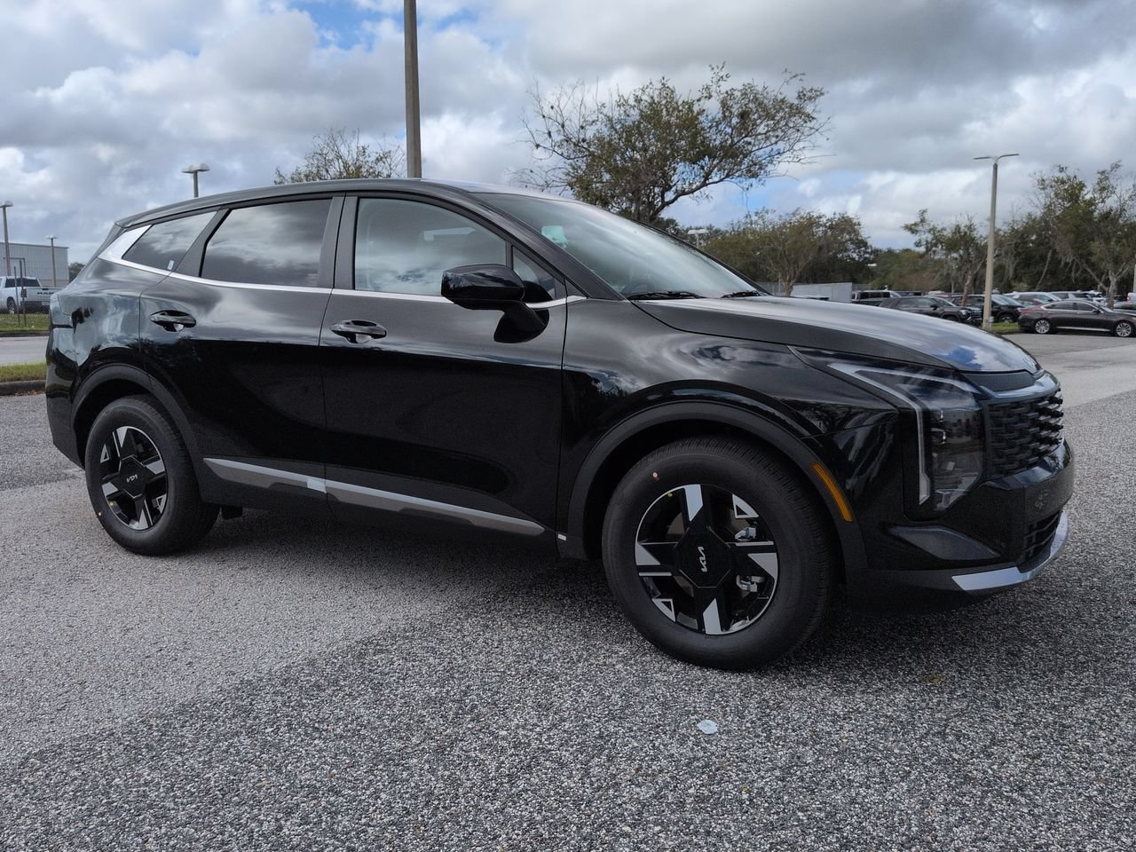 New 2027 Fusion Black Kia LX image 2