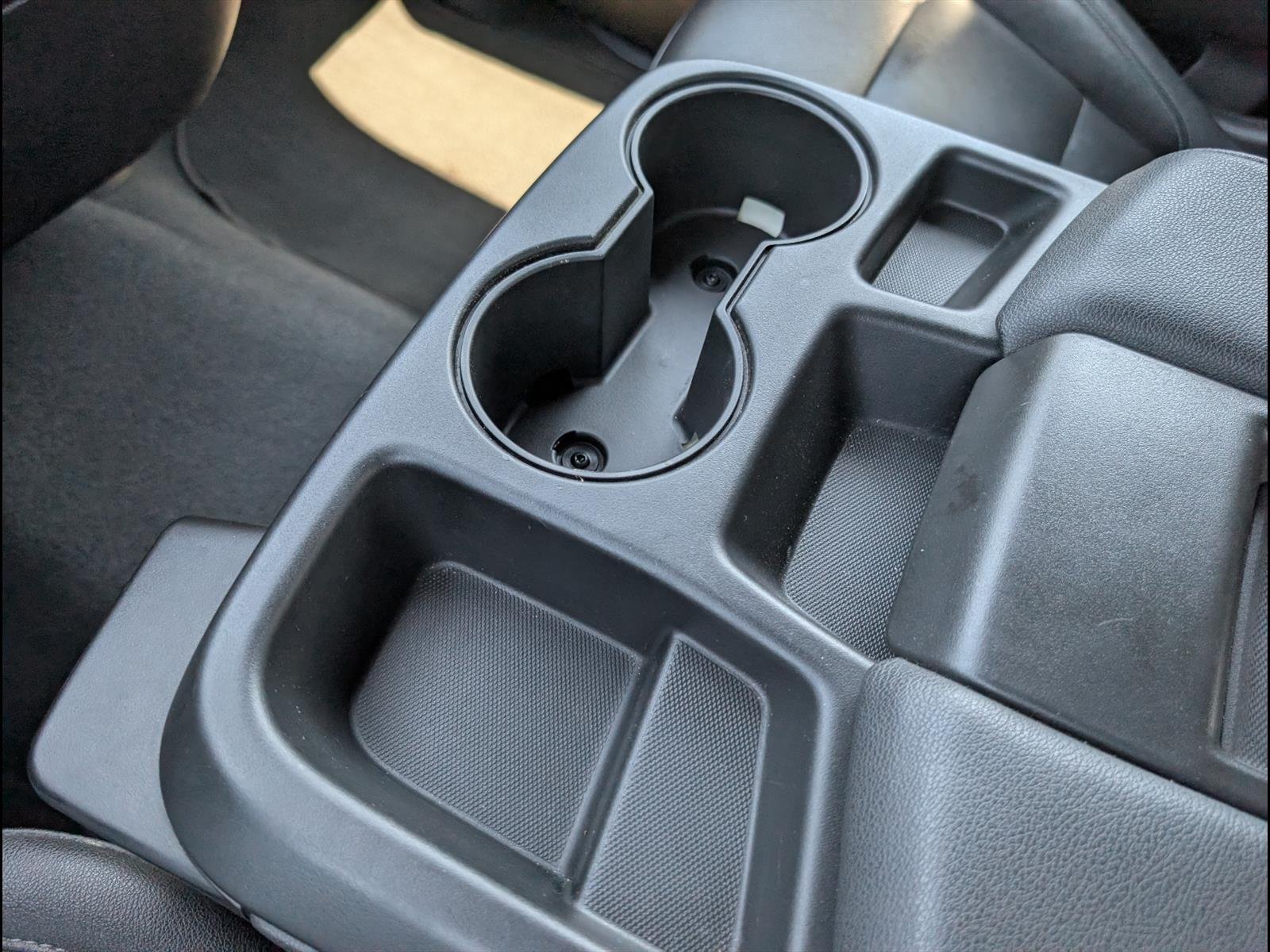 2025 GMC Sierra 1500 SLT - Photo 17
