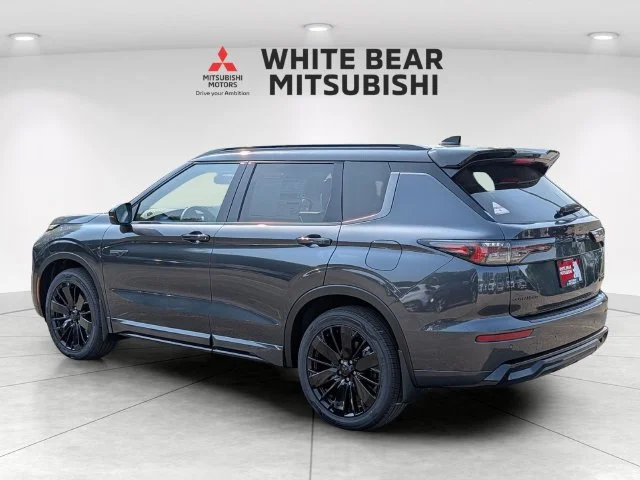 New 2026  Mitsubishi SEL BLACK EDITION image 2