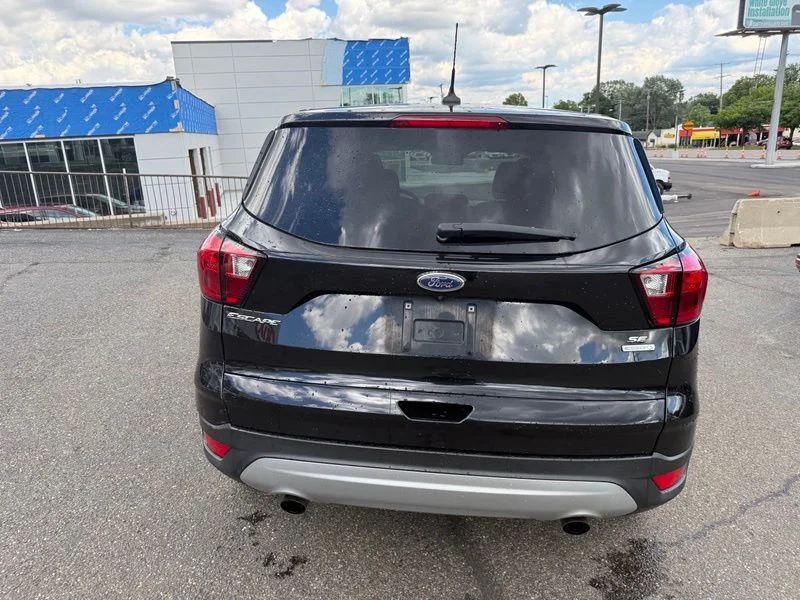 Used 2019 Black Ford SE image 7