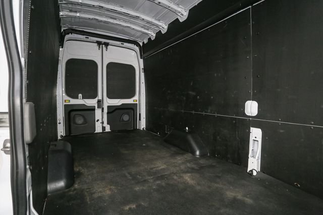 Used 2025  Ford Base image 18