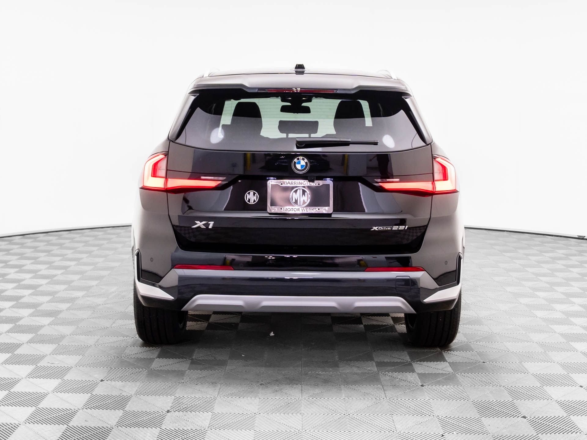 New 2026 Jet Black BMW xDrive28i image 5