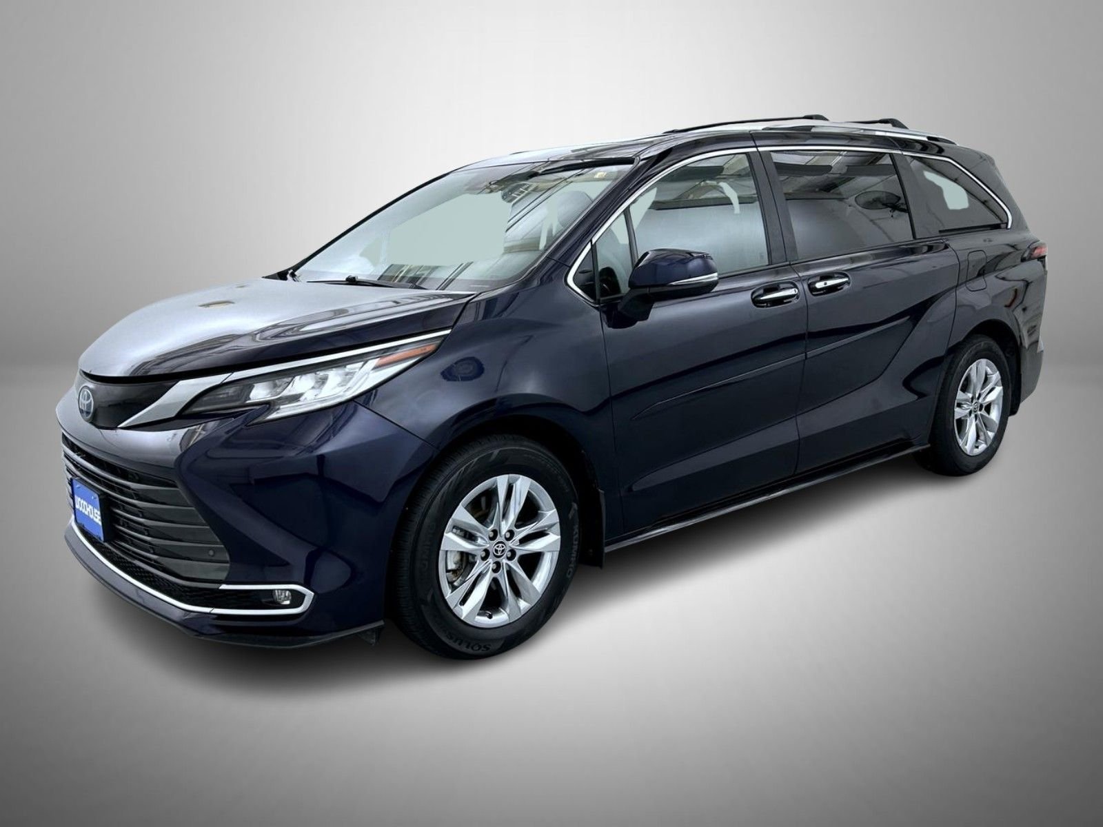 Used 2025 Blue Toyota Limited image 1