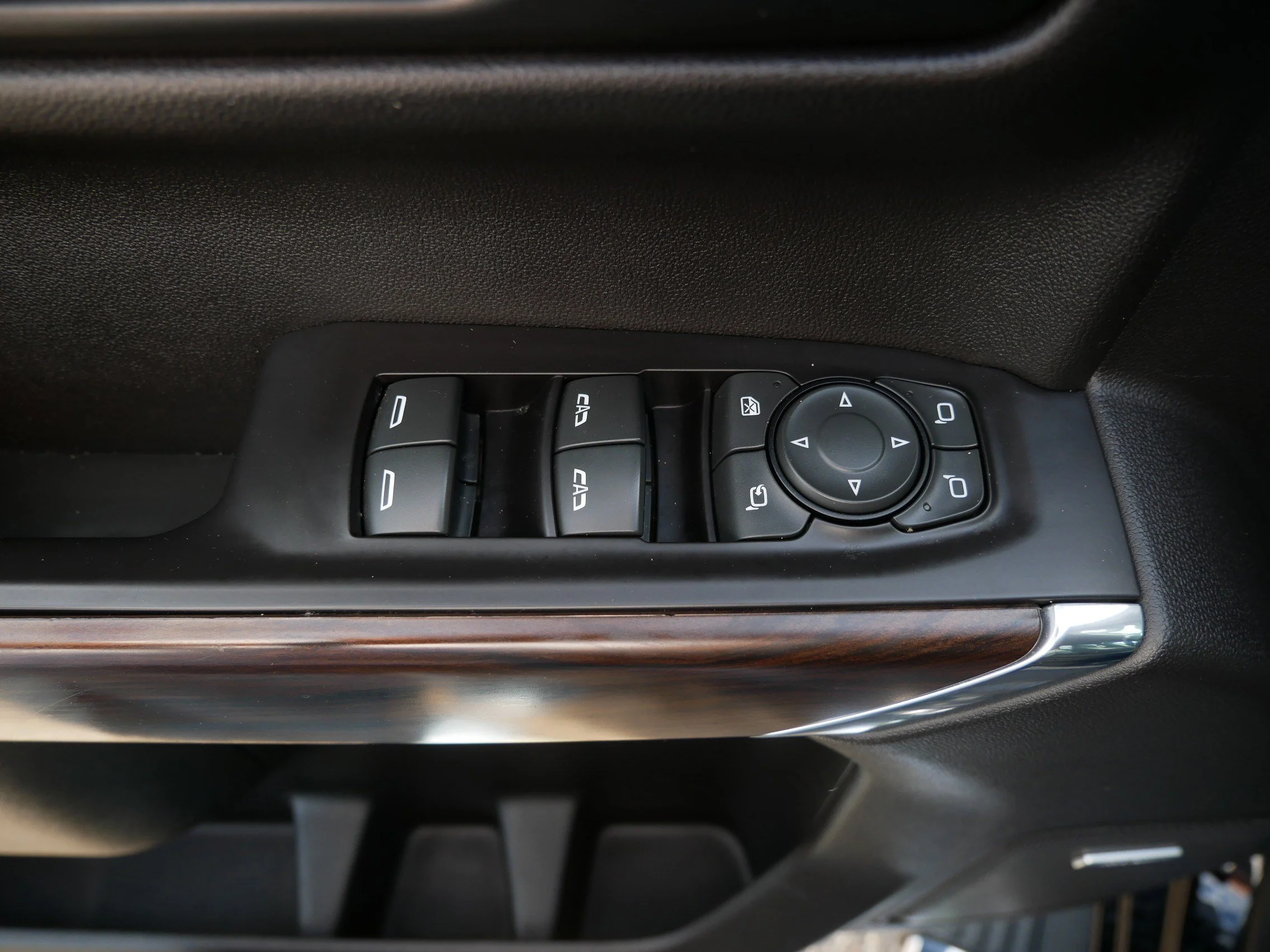 Certified Used 2020 Onyx Black GMC SLT image 20